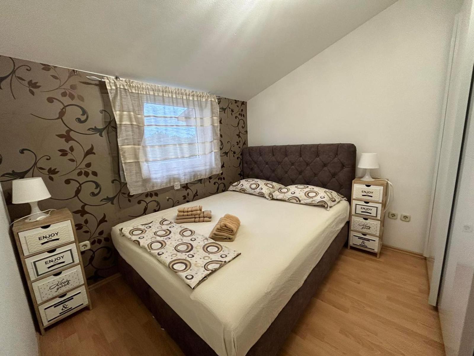 Apartment Pasa 梅杜林 外观 照片